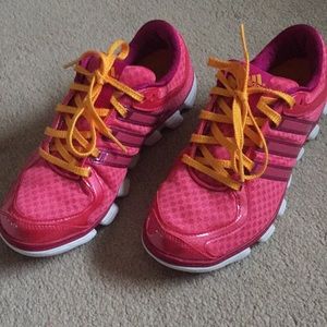 🥰Adidas running shoes🥰
